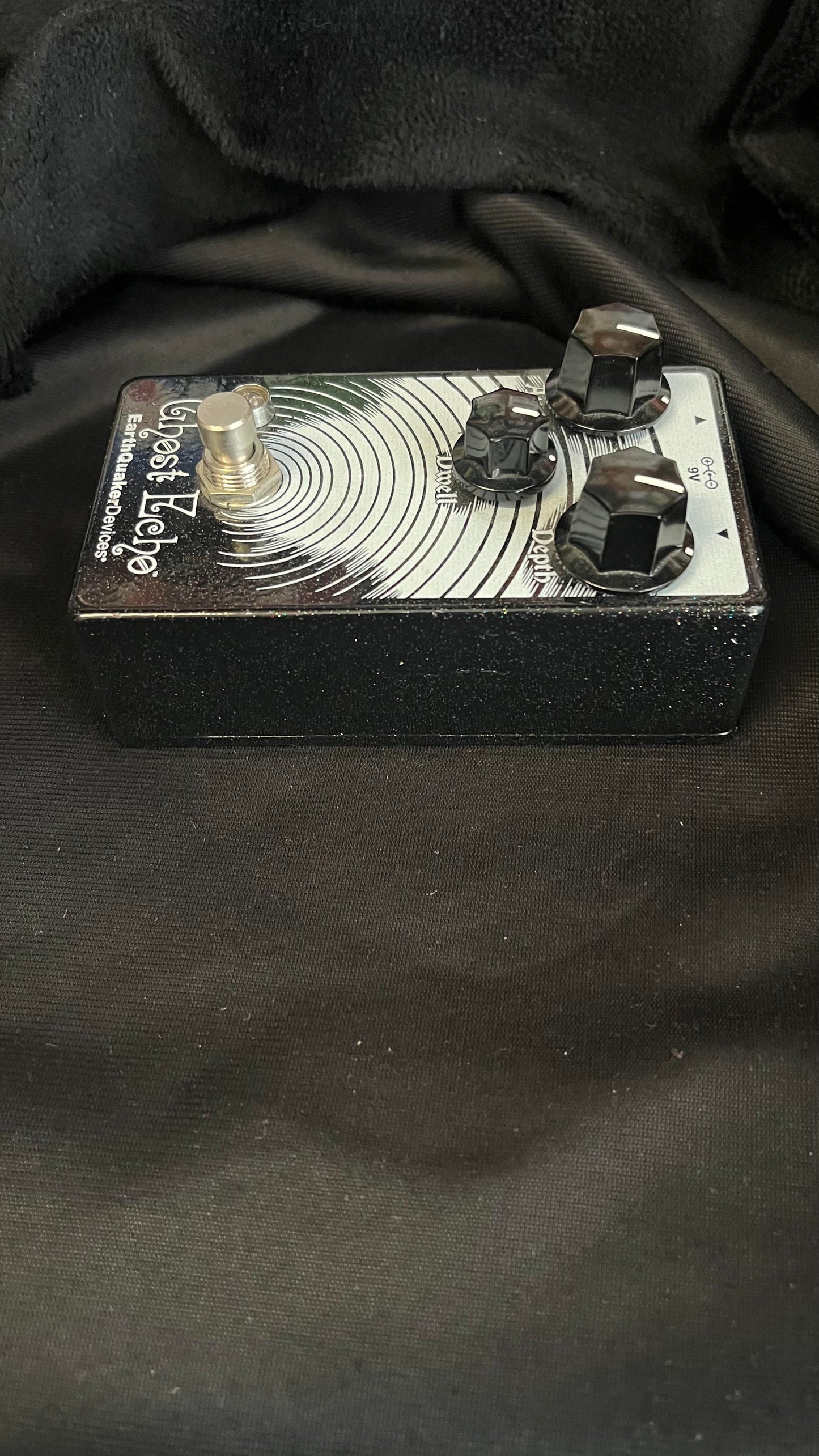 Pre-Loved Earthquaker Devices Ghost Echo Reverb Serial# 6756