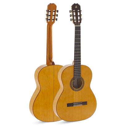 Admira Triana Flamenco Guitar w/Spruce Top  Gloss Finish