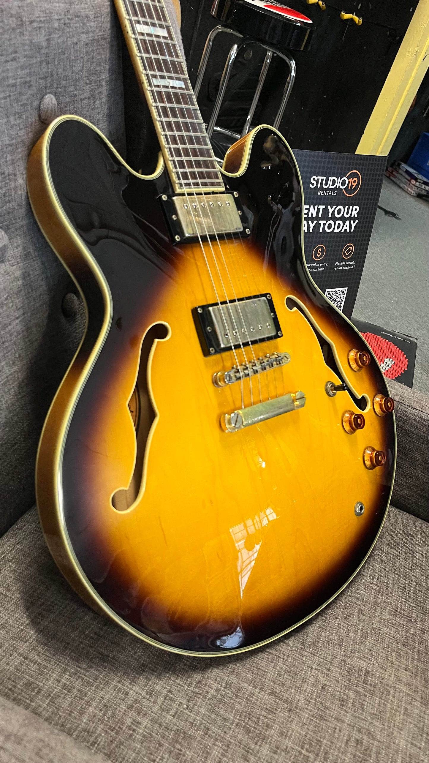 Second Hand Epiphone Sheraton-II-VS 2007 Made in Korea in Hard Case Serial# U07082457