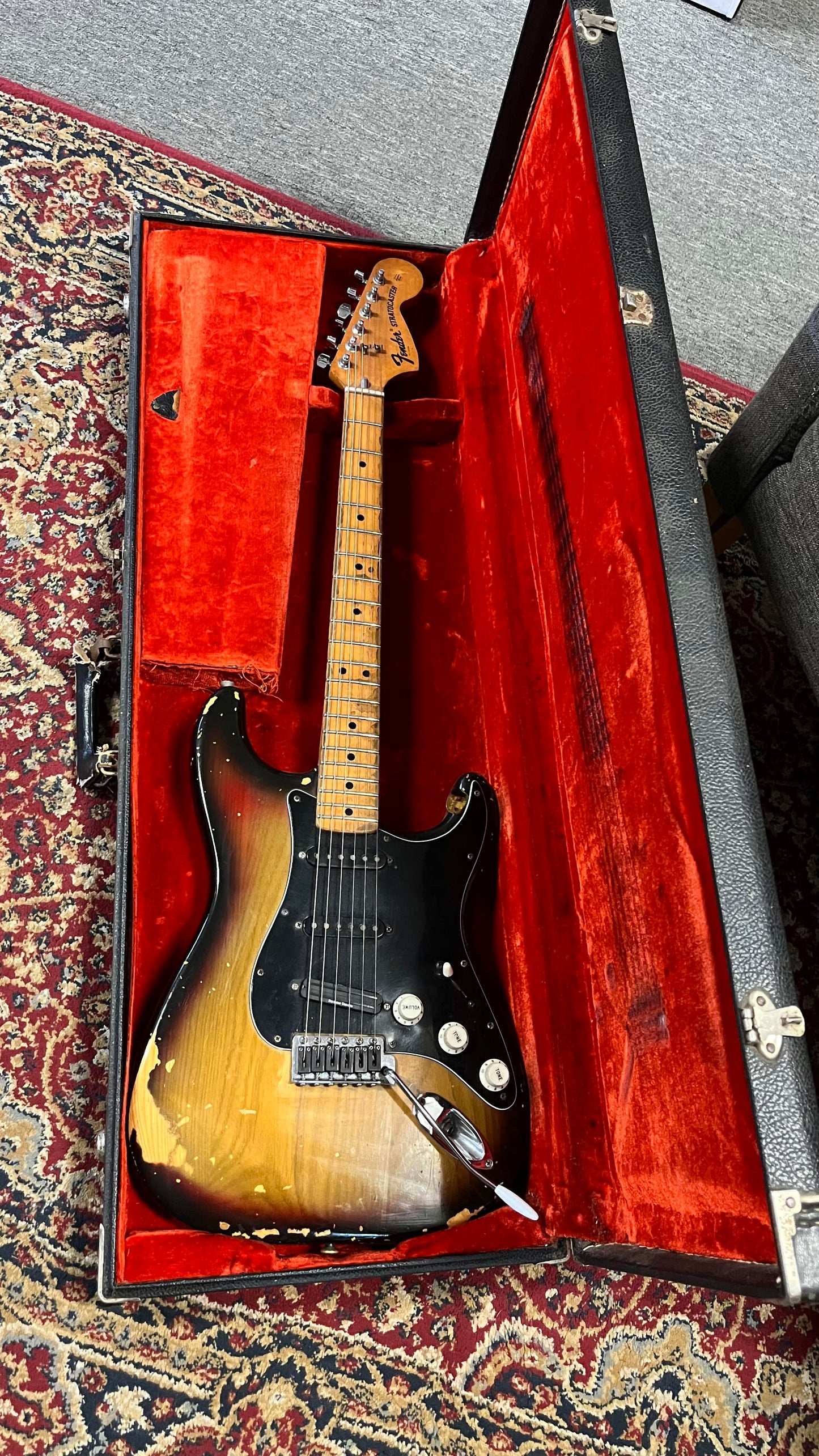Fender 1975 Modded Strat 3 Colour Sunburst MN in Original Case