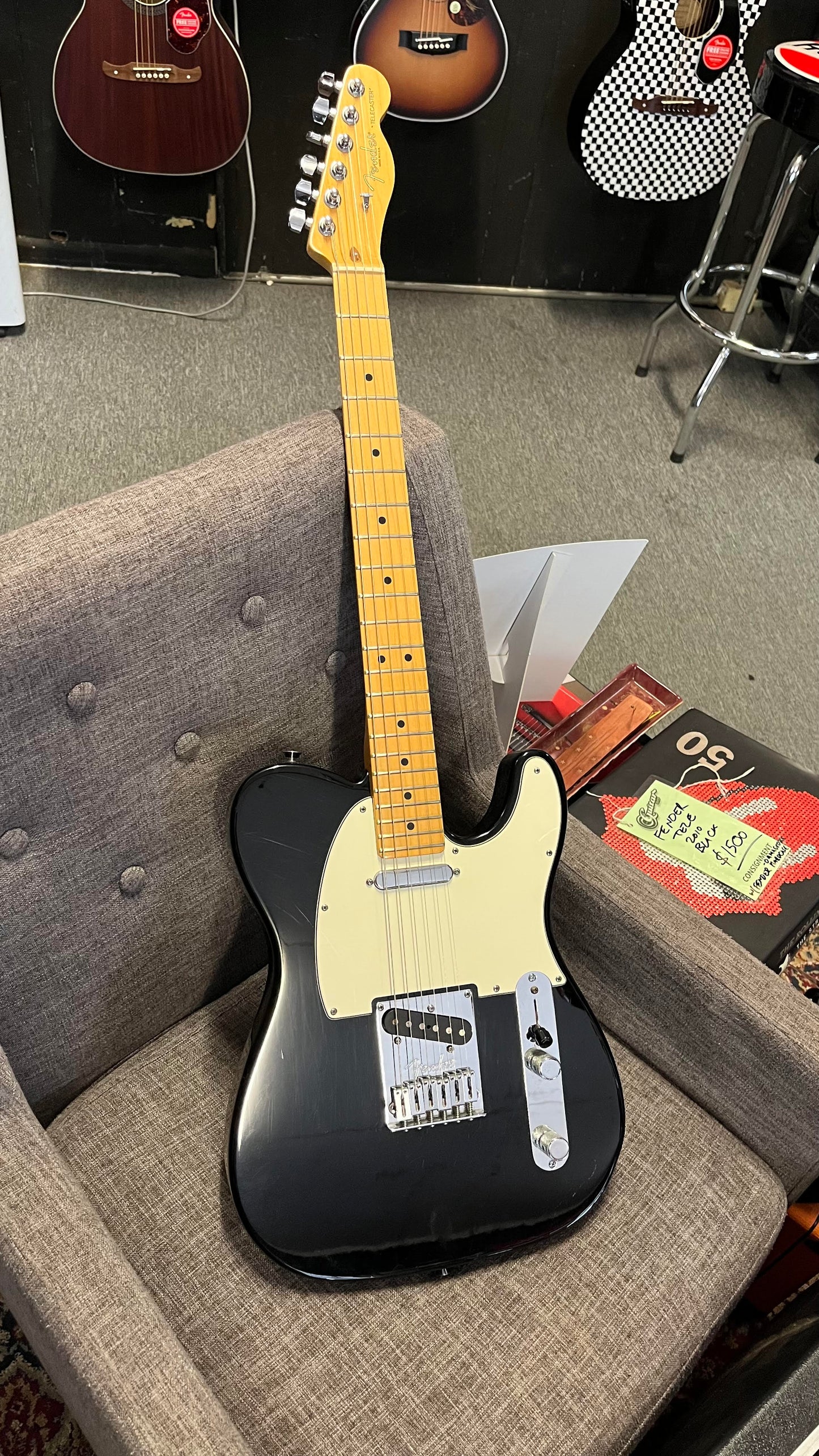 Second Hand 2010 Fender American Standard Tele Black MN in Hard Case Serial # US10097688