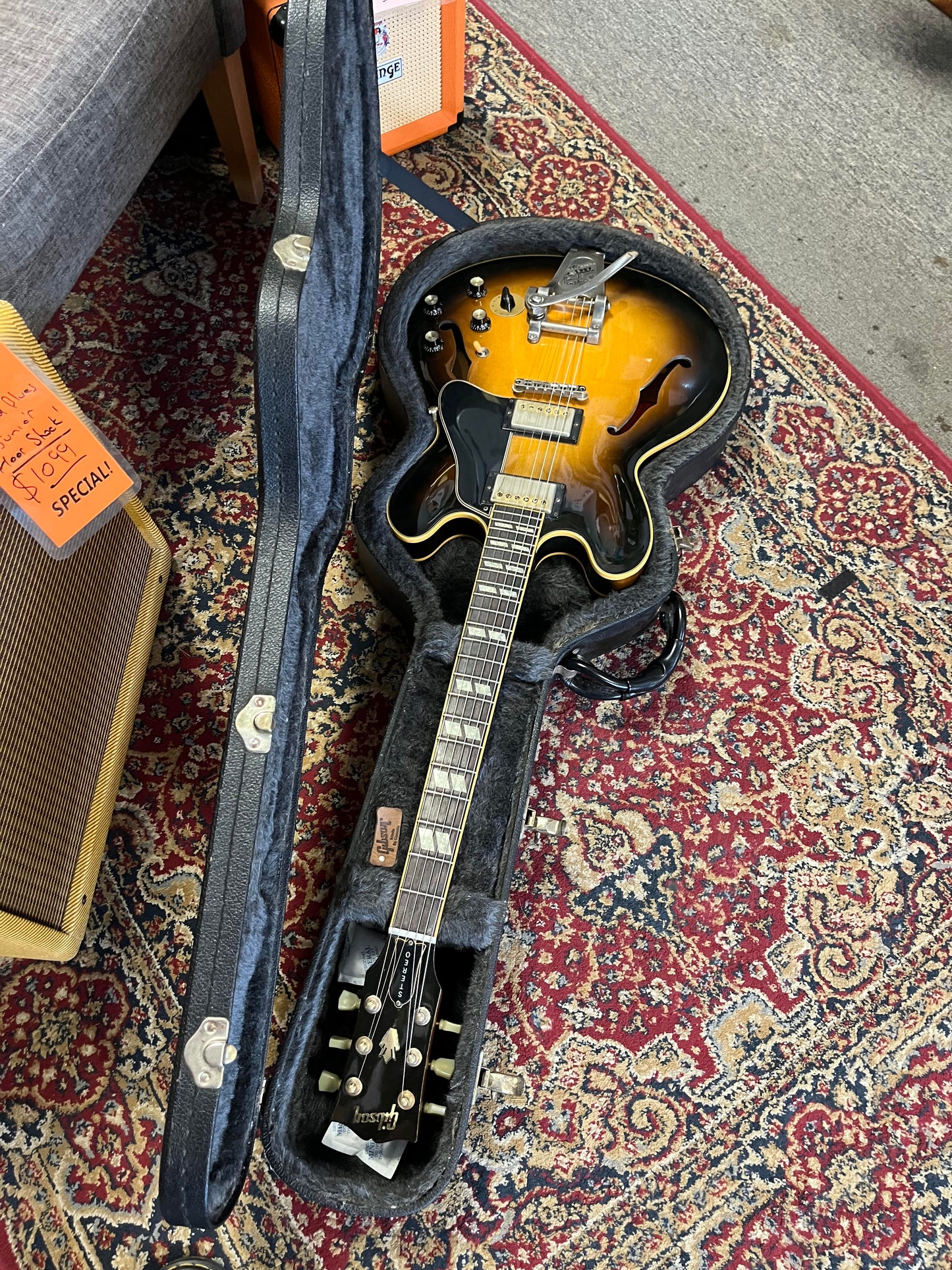 Second Hand 2006 Gibson ES345 with Bigsby in Hard case Serial #