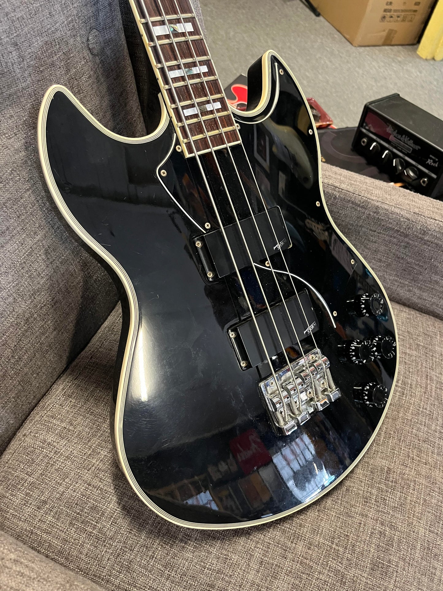 Greco 1997 DB-1200 Dickey bass in Hard Case Made in Japan