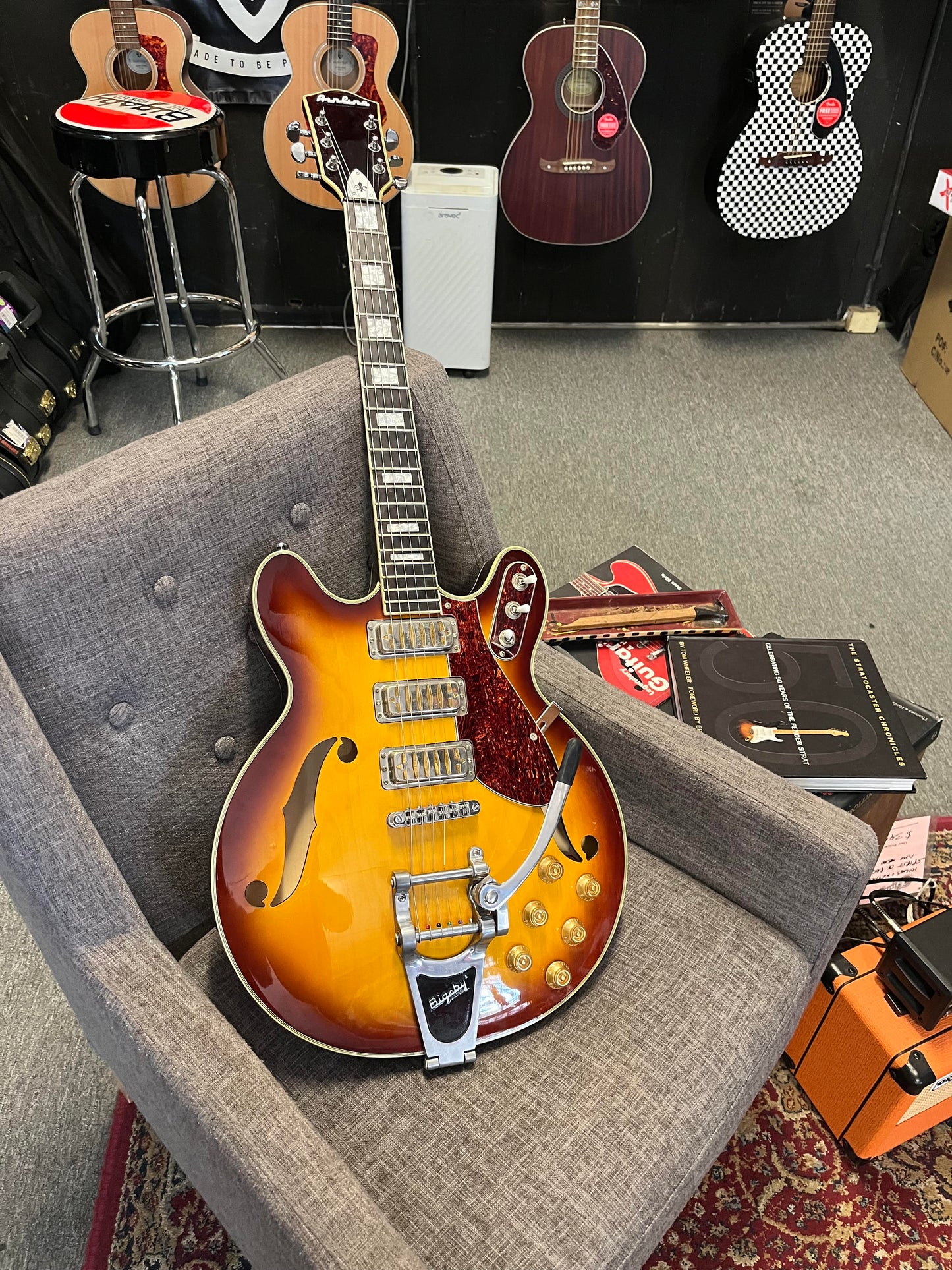 Second Hand Eastwood Airline Guitars H78 Honeyburst 2014 in Hard case