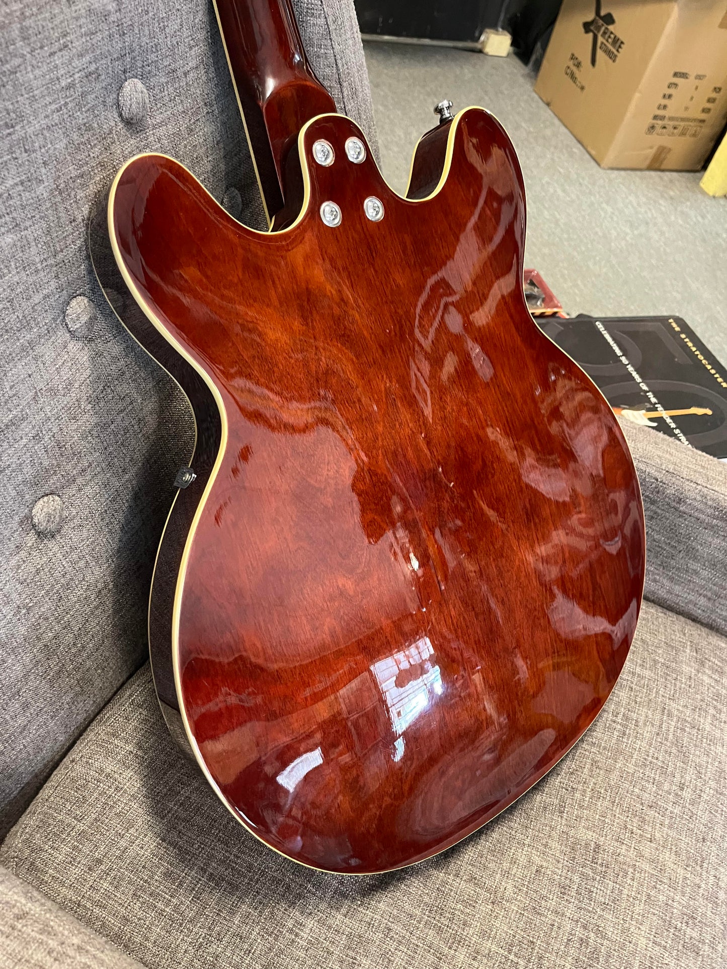 Second Hand Eastwood Airline Guitars H78 Honeyburst 2014 in Hard case