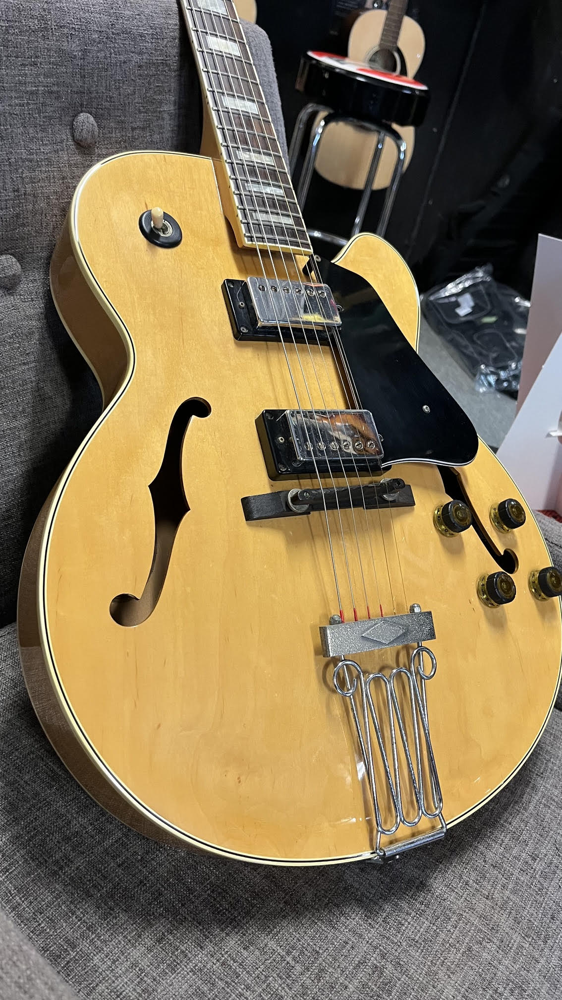 Second Hand Ibanez FG-100 Jazz Box in Hard Case 1985