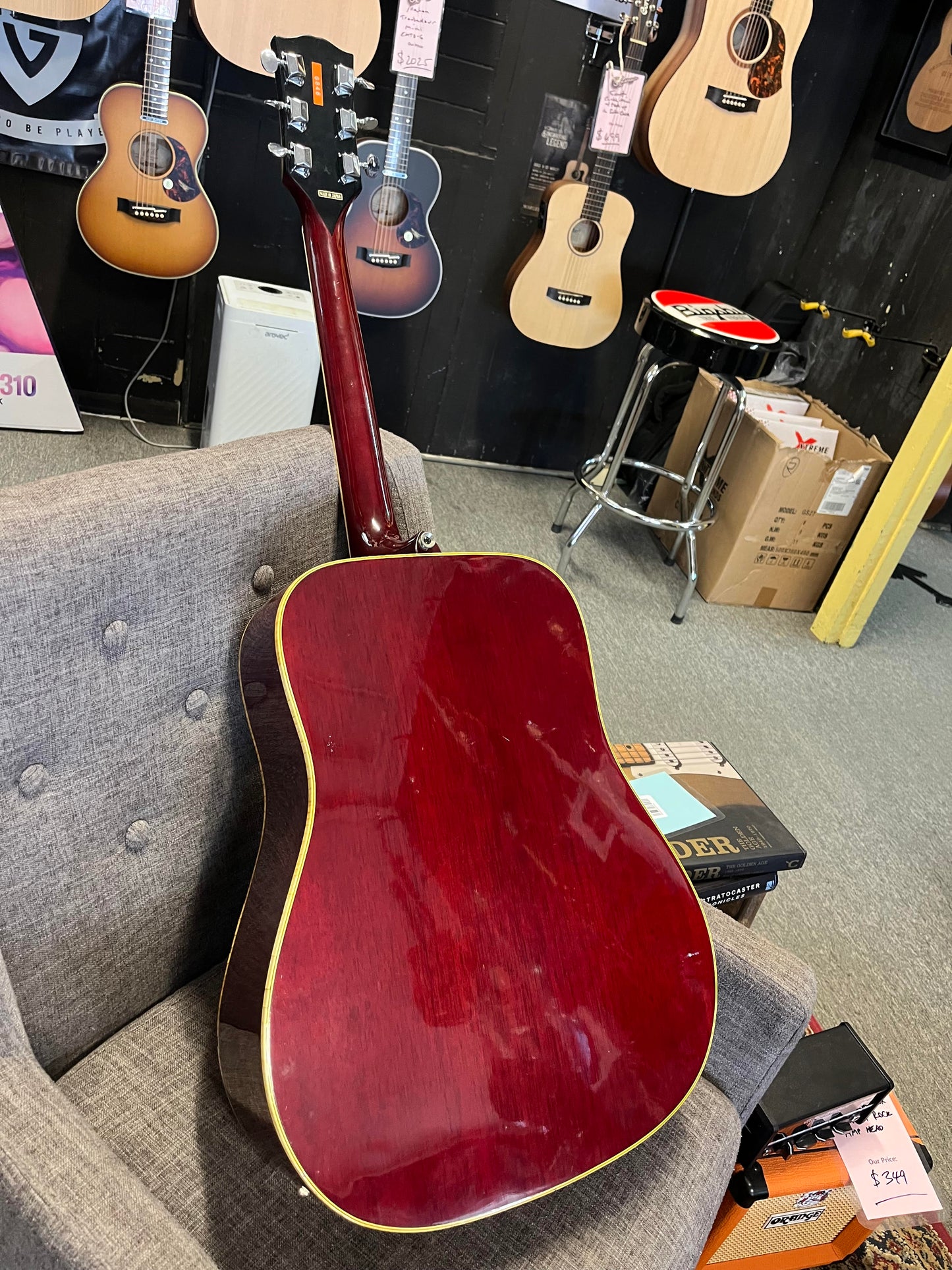 Second Hand Ibanez 684-6 Concord Hummingbird Copy with under saddle pickup in Hard Case