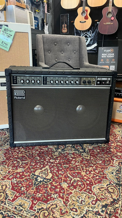 Roland Jazz chorus JC-120 1987 Serial # 765544