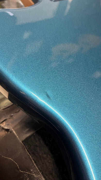 B Stock Fender Made in Japan Traditional Late '60s Jaguar Lake Placid Blue