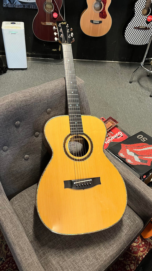 Maton 2014 Custom Shop Classic "Clarice" in Hiscox Case