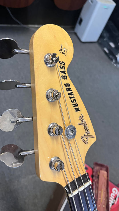 2020 MIJ Fender Hybrid Mustang Bass Vintage White in Hard Case Serial #JD20004078
