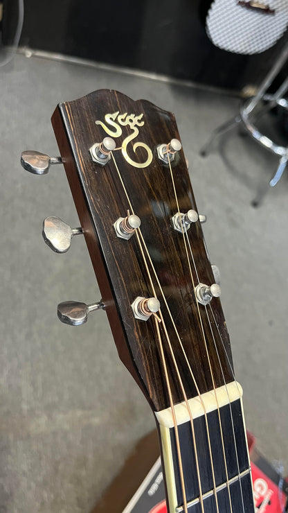 Second Hand Santa Cruz H1 Model Parlour in Hard case Serial # 965 2006
