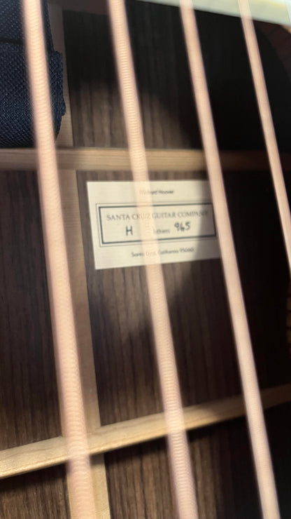 Second Hand Santa Cruz H1 Model Parlour in Hard case Serial # 965 2006