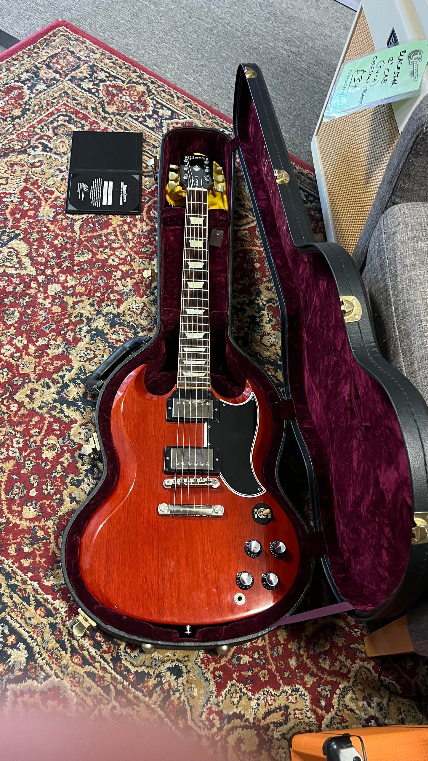 Second Hand Gibson Les Paul Classic 2011 in Hard Case Serial # 017292