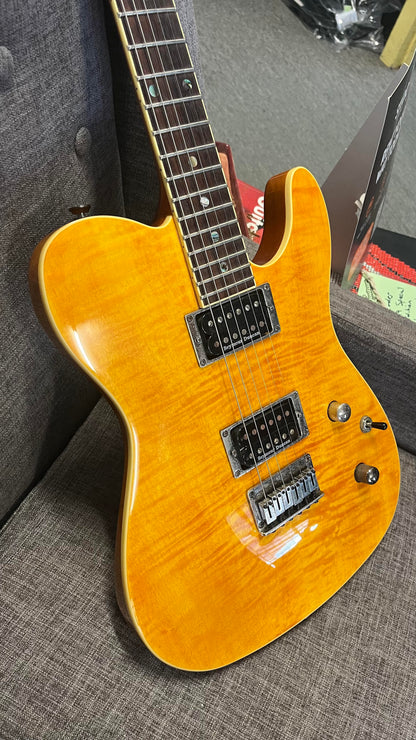Second Hand 2019 Fender Special Edition Custom Telecaster FMT HH Amber Serial # ICF18001767 in Hard Case