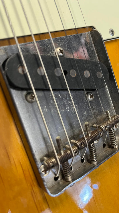 Second hand Fender Crafted in Japan 1997-98 Telecaster Modded in Tweed Hard Case