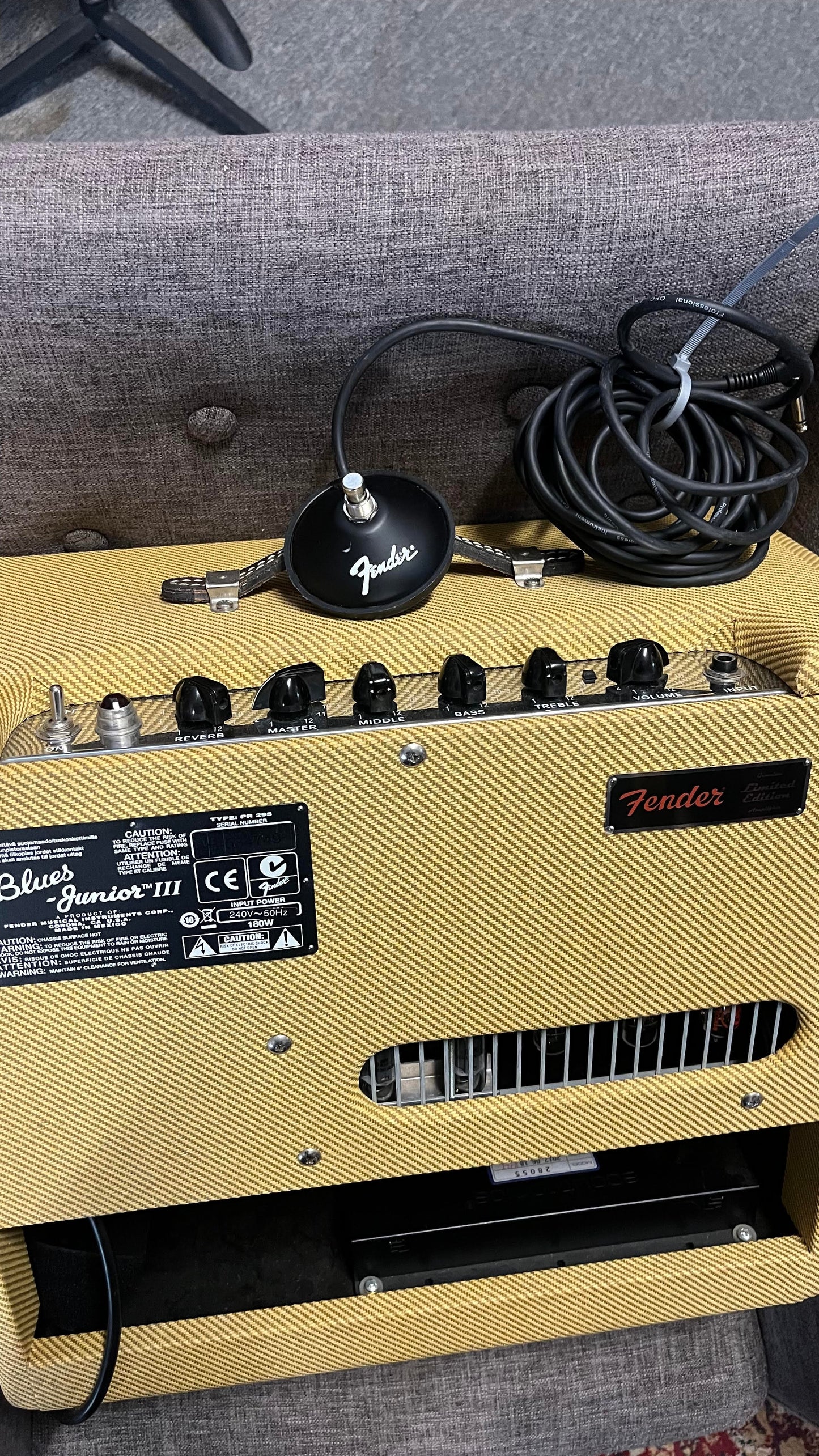 Second Hand FSR Fender 2012 Blues Junior III Tweed Limited Edition Serial # B-534749