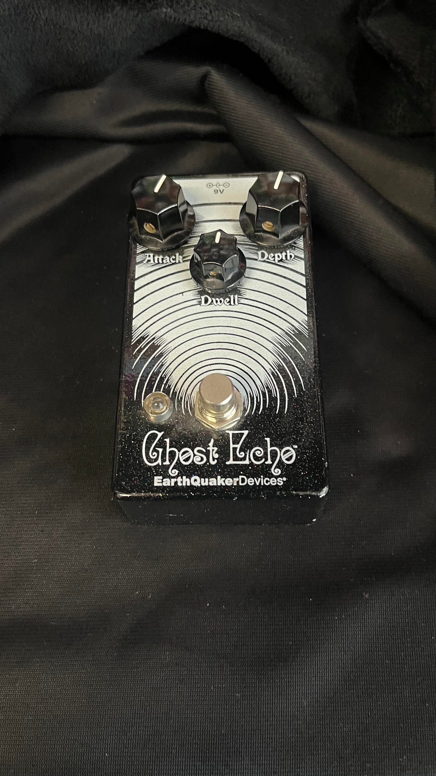 Pre-Loved Earthquaker Devices Ghost Echo Reverb Serial# 6756