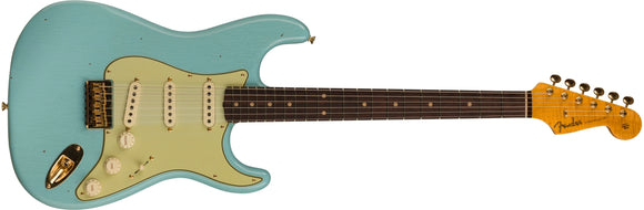 FENDER LIMITED EDITION '59 HARDTAIL STRAT® - JOURNEYMAN RELIC® WITH GOLD CLOSET CLASSIC HARDWARE, FADED AGED DAPHNE BLUE